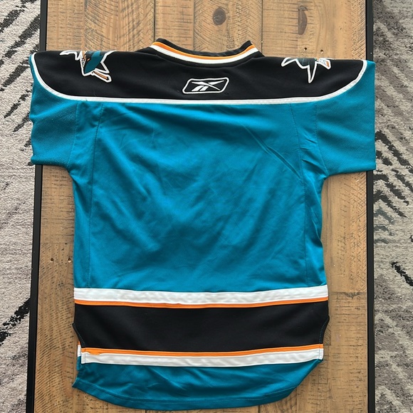 San Jose Sharks Jersey Youth size L/XL - Picture 8 of 8
